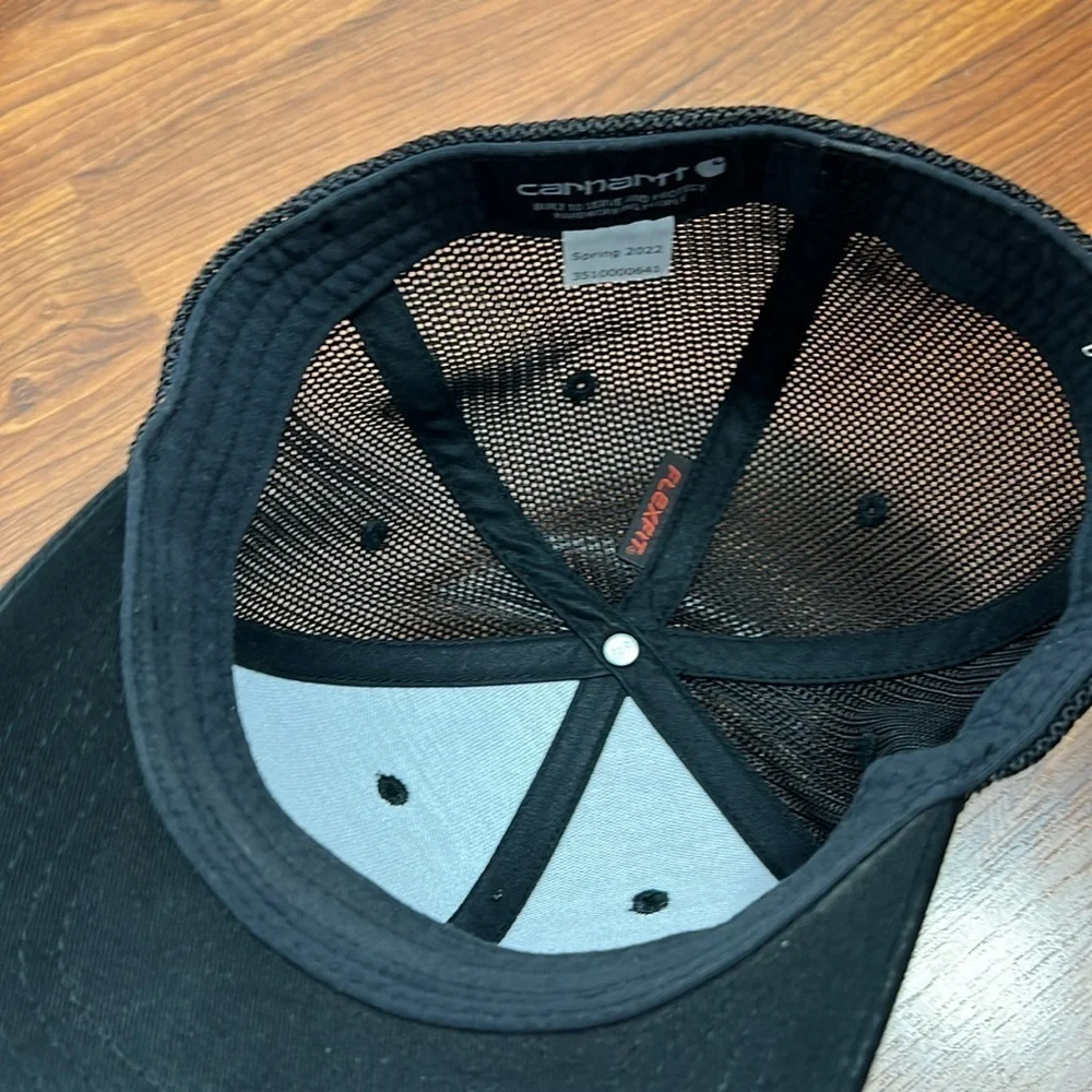 Carhartt Men's Rugged Flex Fitted Canvas Black Mesh-Back Logo Graphic Cap